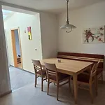 דירה Im Herzen Von Kaernten